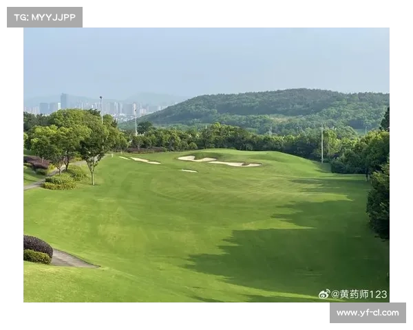 云南高尔夫主题酒店开业果岭景观房热销引爆市场关注